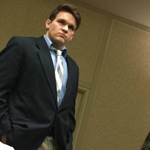 Meet your Posher, Tayler